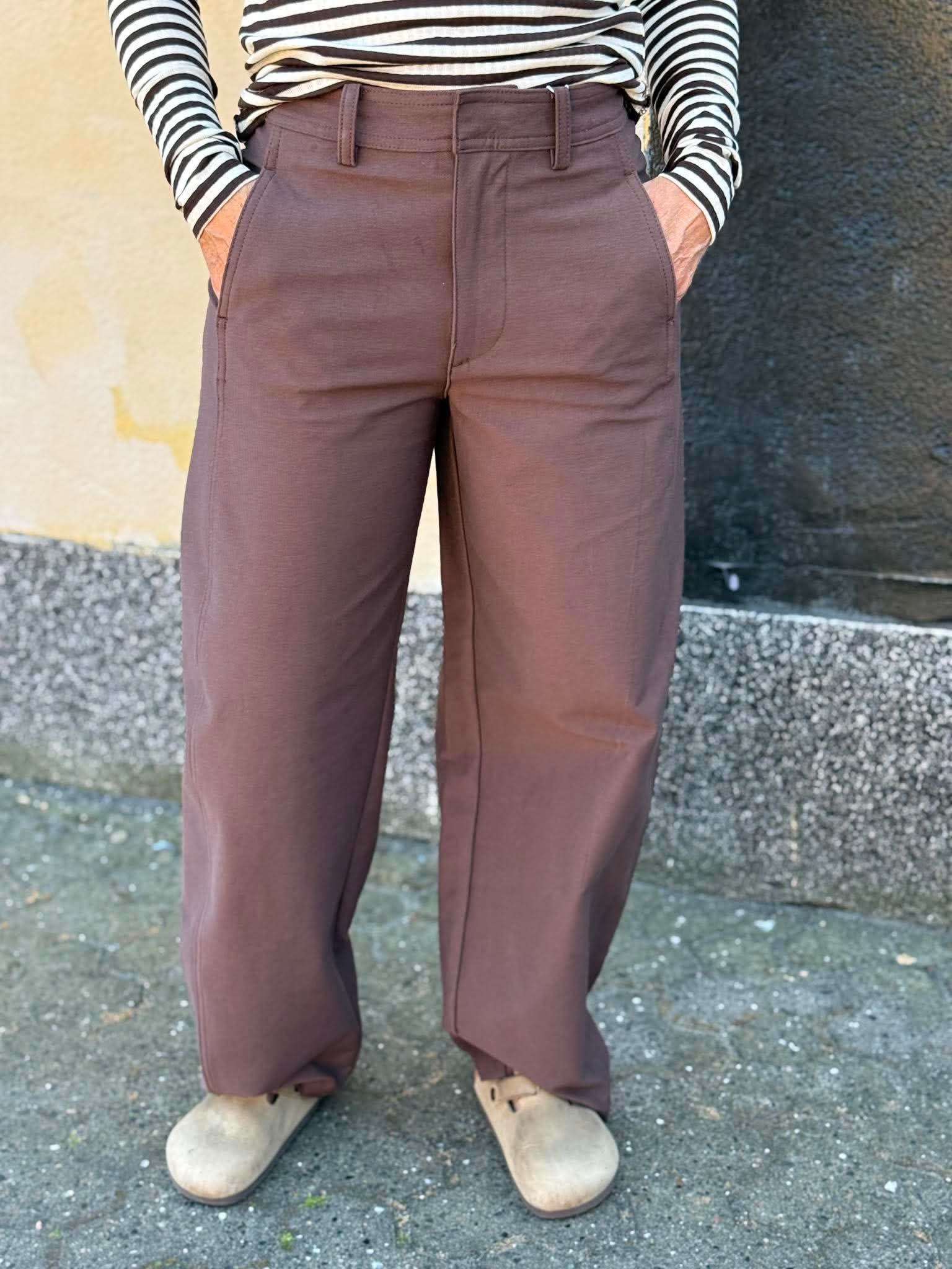 PCRIKKE Trousers - Hot Fudge